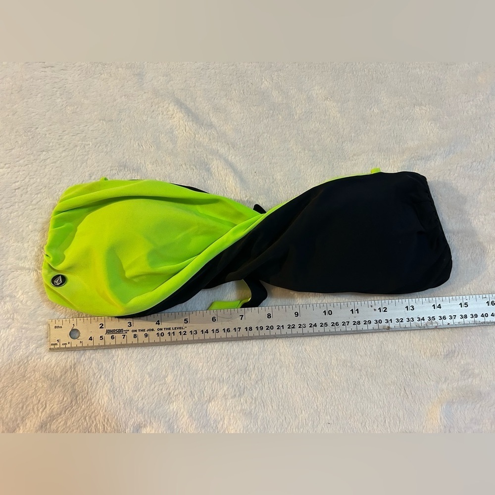 Black and Green Strapless Volcom Bikini Set